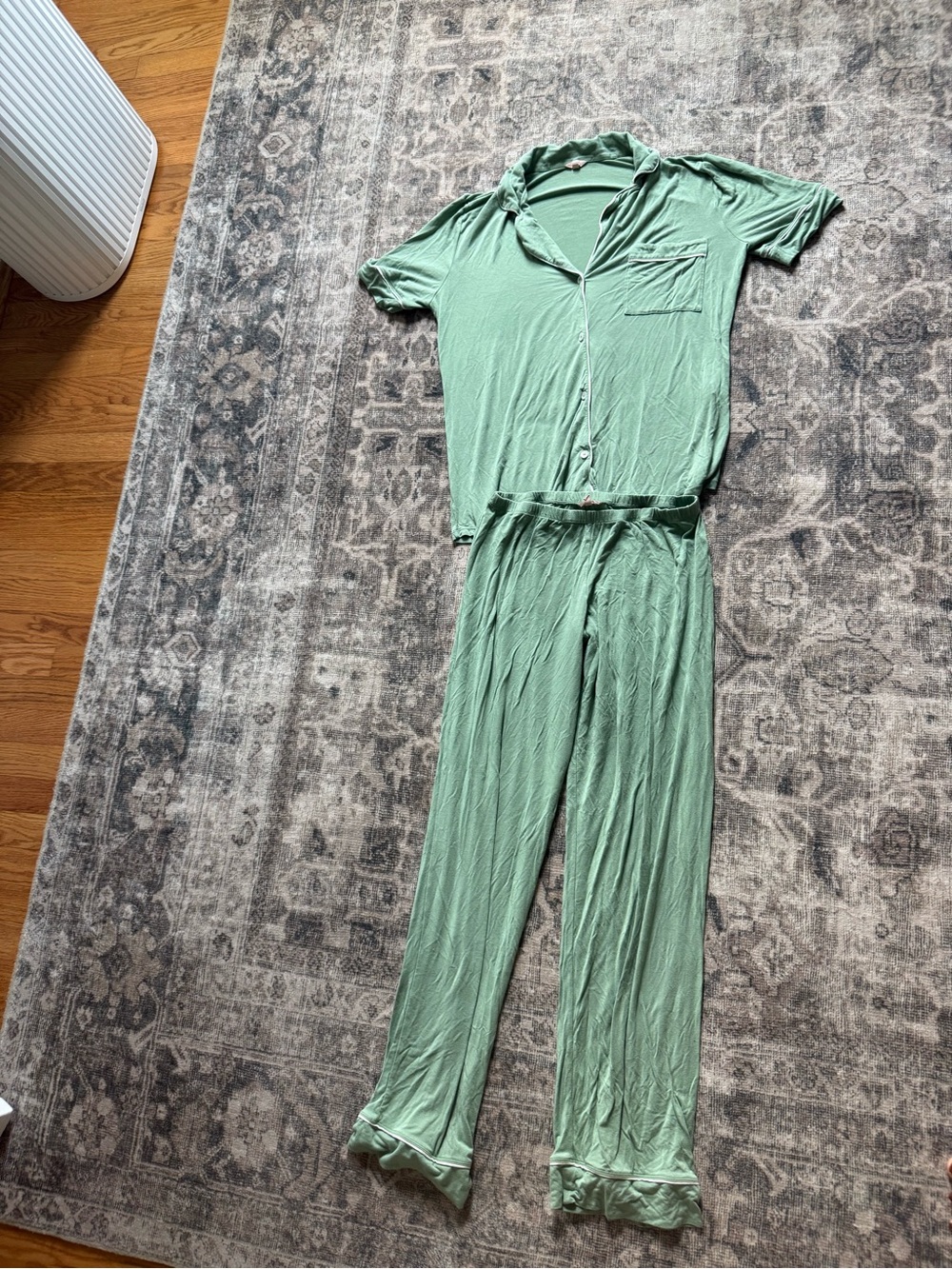 Eberjey Green Short Sleeve Pajama Top and Bottom size small
